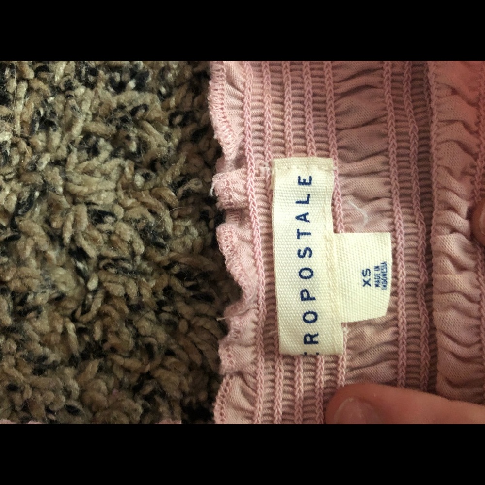 Top - Picture 4 of 4